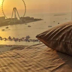1 World Property, Jbr, Award Winning Hostel, Coliving, Near Metro Dubaj